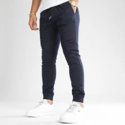 Acheter 💯 Jogger Pant Super Skinny 805 Bleu Marine de LBO 🌟 11 Acheter 💯 Jogger Pant Super Skinny 805 Bleu Marine de LBO 🌟 -France LBO Soldes Boutique lbo 206330 FAB SHALBO 805 20220726T083309 03