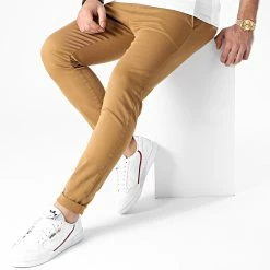 Sortie 🌟 Pantalon Chino Skinny 1444 Camel de LBO ⌛ -France LBO Soldes Boutique lbo 243253 FAB SHALBO 1444 20201203T080616 03
