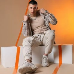 Sortie 😍 Tee 👚 Shirt Oversize 1568 Beige de LBO ✔️ 13 Sortie 😍 Tee 👚 Shirt Oversize 1568 Beige de LBO ✔️ -France LBO Soldes Boutique lbo 249815 FAB SHALBO 1568 20220311T140318 05