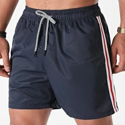 Budget ⌛ Short De Bain A Bandes 0009 Bleu Marine de LBO 🌟