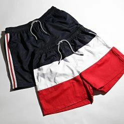 Budget ⌛ Short De Bain A Bandes 0009 Bleu Marine de LBO 🌟 -France LBO Soldes Boutique lbo 258980 FAB 1070510 0009 20210601T153124 05