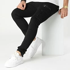 De gros ❤️ Pantalon Cargo 1747 Noir de LBO 🎉 -France LBO Soldes Boutique lbo 269421 FAB SHALBO 1747 20220131T074146 03