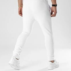 Tout neuf 😍 Pantalon Jogging Uni 73 Blanc de LBO 😉 -France LBO Soldes Boutique lbo 275398 FAB LBO 1070546 0073 20211112T144553 04