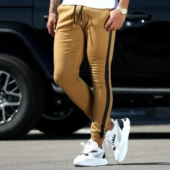 Remise 🎉 Jogger Pant Super Skinny A Bandes 1911 Camel de LBO 🎉 13 Remise 🎉 Jogger Pant Super Skinny A Bandes 1911 Camel de LBO 🎉 -France LBO Soldes Boutique lbo 276532 FAB SHALBO 1911 20210907T153223 05