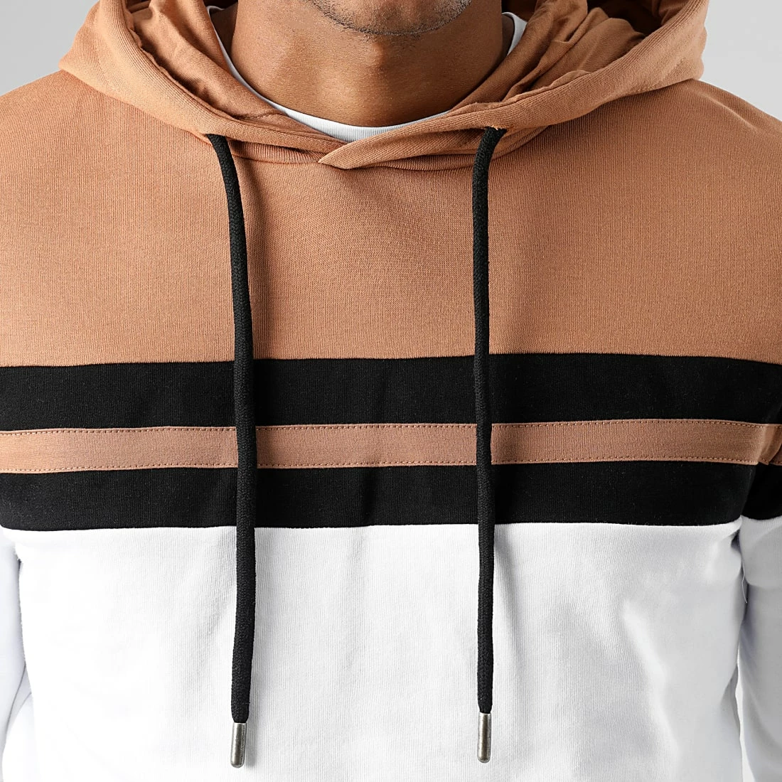 Les meilleures critiques de 👏 Sweat Capuche Tricolore 1723 Camel Noir Blanc de LBO 🤩 4 Les meilleures critiques de 👏 Sweat Capuche Tricolore 1723 Camel Noir Blanc de LBO 🤩 – Image 2