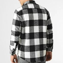 Sortie 🧨 Surchemise A Carreaux 0108 Noir Blanc de LBO 💯 -France LBO Soldes Boutique lbo 287182 FAB LBO 1070546 0108 20211222T080542 04