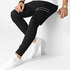 Offres 🎁 Pantalon Cargo 2049 Noir de LBO 🤩 11 Offres 🎁 Pantalon Cargo 2049 Noir de LBO 🤩 -France LBO Soldes Boutique lbo 287375 FAB SHALBO 2049 20211209T144443 04