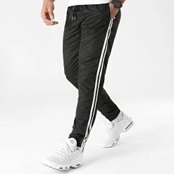 Sortie 👏 Pantalon Jogging A Bandes 0023 Noir de LBO 🧨