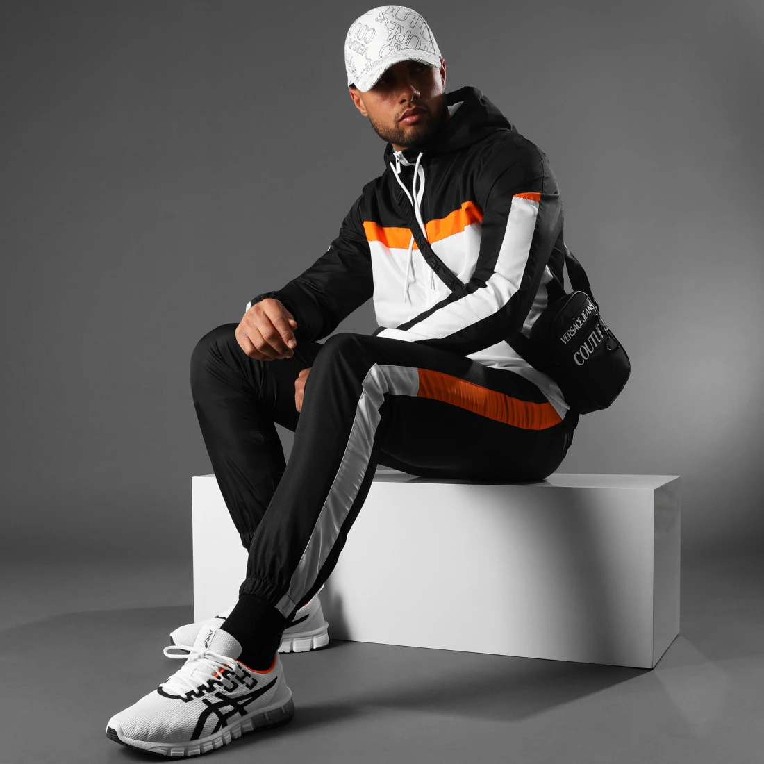 Meilleure affaire 🤩 Pantalon Jogging Tricolore A Bandes 0026 Noir Orange de LBO 🧨 7 Meilleure affaire 🤩 Pantalon Jogging Tricolore A Bandes 0026 Noir Orange de LBO 🧨 – Image 5