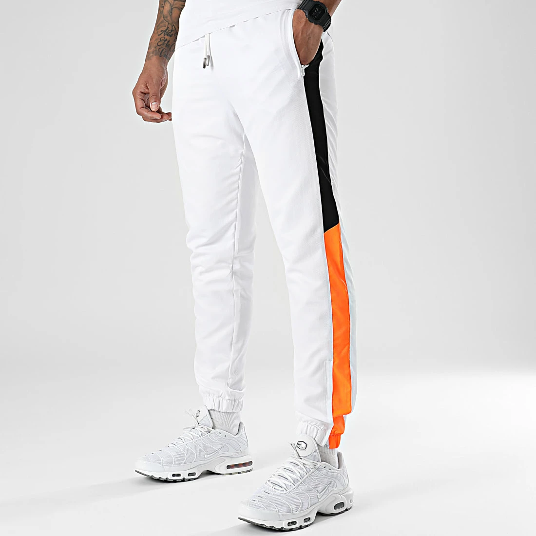 Meilleur prix ✨ Pantalon Jogging Tricolore A Bandes 0027 Blanc Orange Fluo de LBO ✔️ 5 Meilleur prix ✨ Pantalon Jogging Tricolore A Bandes 0027 Blanc Orange Fluo de LBO ✔️ – Image 3