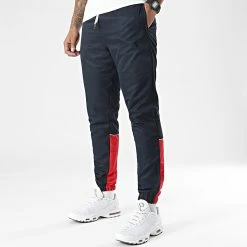 Coupon 🛒 Pantalon Jogging Bicolore 0029 Bleu Marine Rouge de LBO 💯 8 Coupon 🛒 Pantalon Jogging Bicolore 0029 Bleu Marine Rouge de LBO 💯 -France LBO Soldes Boutique lbo 287383 FAB LBO 10701336 0029 20211119T140505 03