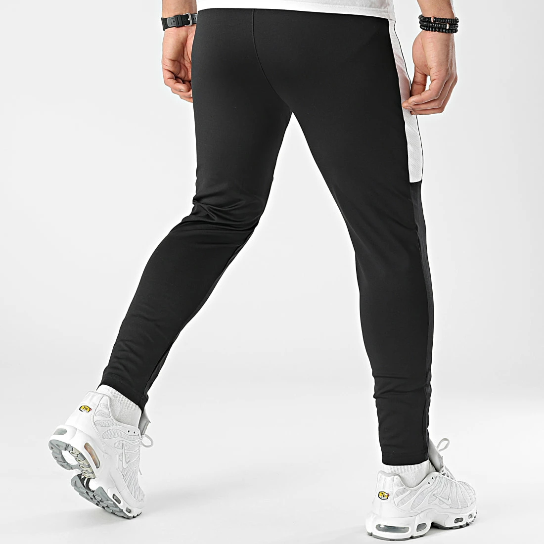 Budget 👍 Pantalon Jogging Training Bande Mesh 0033 Noir Blanc de LBO ❤️ 6 Budget 👍 Pantalon Jogging Training Bande Mesh 0033 Noir Blanc de LBO ❤️ – Image 4
