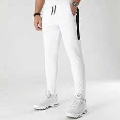 Meilleure vente 😀 Pantalon Jogging Training Bande Mesh 0035 Blanc Noir de LBO 😍 9 Meilleure vente 😀 Pantalon Jogging Training Bande Mesh 0035 Blanc Noir de LBO 😍 -France LBO Soldes Boutique lbo 291065 FAB LBO 10701336 0035 20220126T151655 03