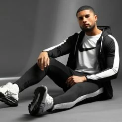 Coupon ✨ Ensemble De Survetement Training Avec Bande 0050 Noir de LBO 🔥 -France LBO Soldes Boutique lbo 291074 FAB LBO 10701336 0050 20220204T090818 05