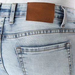 De gros 🤩 Jean Slim SL03 Bleu Denim Wash de LBO ⭐ -France LBO Soldes Boutique lbo 291502 FAB LBO SL03 LIGHTBLUEDENIM 20211117T152400 02