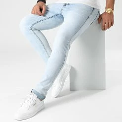 De gros 🤩 Jean Slim SL03 Bleu Denim Wash de LBO ⭐ -France LBO Soldes Boutique lbo 291502 FAB LBO SL03 LIGHTBLUEDENIM 20211117T152401 03