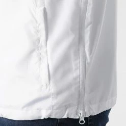 Les meilleures critiques de 🧨 Coupe-Vent Col Zippé Bicolore 0071 Blanc Noir de LBO 👍 -France LBO Soldes Boutique lbo 294993 FAB LBO 10701336 0071 20220309T093528 03