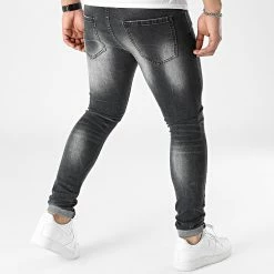 Les meilleures critiques de 🧨 Jean Skinny 0037 Denim Noir de LBO 🛒 -France LBO Soldes Boutique lbo 300130 FAB LBO 1070318 0037 20220316T151442 04