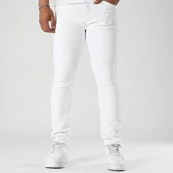 De gros 🧨 Jean Regular Fit 0032 Blanc Denim de LBO ⭐