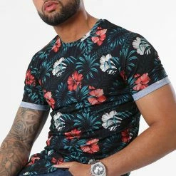 Meilleur prix 🧨 Tee 👕 Shirt Oversize Imprimé Avec Revers 2425 Floral Noir de LBO 👍 -France LBO Soldes Boutique lbo 312937 FAB SHALBO 2425 20220517T100427 02