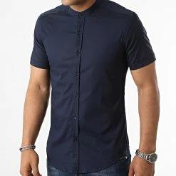 Remise 😉 Chemise Manches Courtes Col Mao Slim Fit 2186 Bleu Marine de LBO 😍