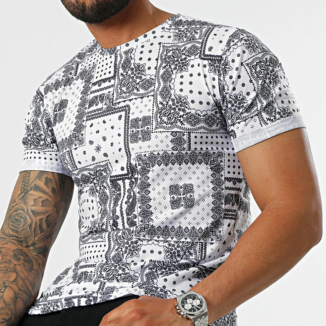 Sortie ❤️ Tee 👚 Shirt Oversize Imprimé Avec Revers 2458 Bandana Blanc de LBO 😉 3 Sortie ❤️ Tee 👚 Shirt Oversize Imprimé Avec Revers 2458 Bandana Blanc de LBO 😉