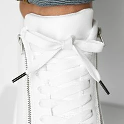 Bon marché 👏 Baskets Avec Zip Et Details Noir 2461 Blanc de LBO ✔️ -France LBO Soldes Boutique lbo 316353 SHALBO 2461 20220908T155815 03