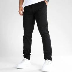 Offres 🎁 Pantalon Chino Regular 2667 Noir de LBO ✔️ -France LBO Soldes Boutique lbo 328005 SHALBO 2667 20220919T153056 01
