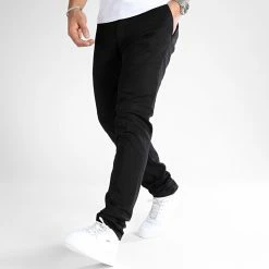 Offres 🎁 Pantalon Chino Regular 2667 Noir de LBO ✔️ -France LBO Soldes Boutique lbo 328005 SHALBO 2667 20220919T153058 03