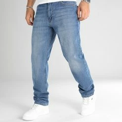 Grosses soldes 🎁 Jean Relaxed Fit 2779 Bleu Denim Medium de LBO 😍